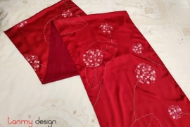 Red silk scarf hand-embroidered with hydrangeas 52*200 cm